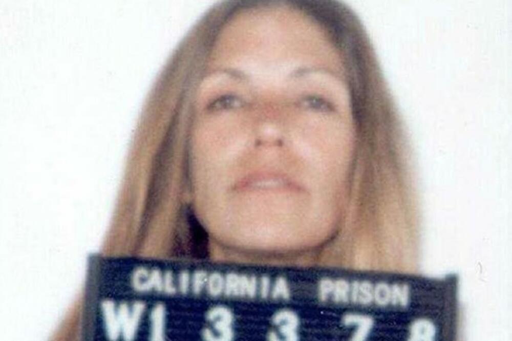 SLEDBENICA OZLOGLAŠENOG KULTA ČARLSA MENSONA NA SLOBODI! Prvobiotno osuđena NA SMRT, a njeni zločini su GNUSNI