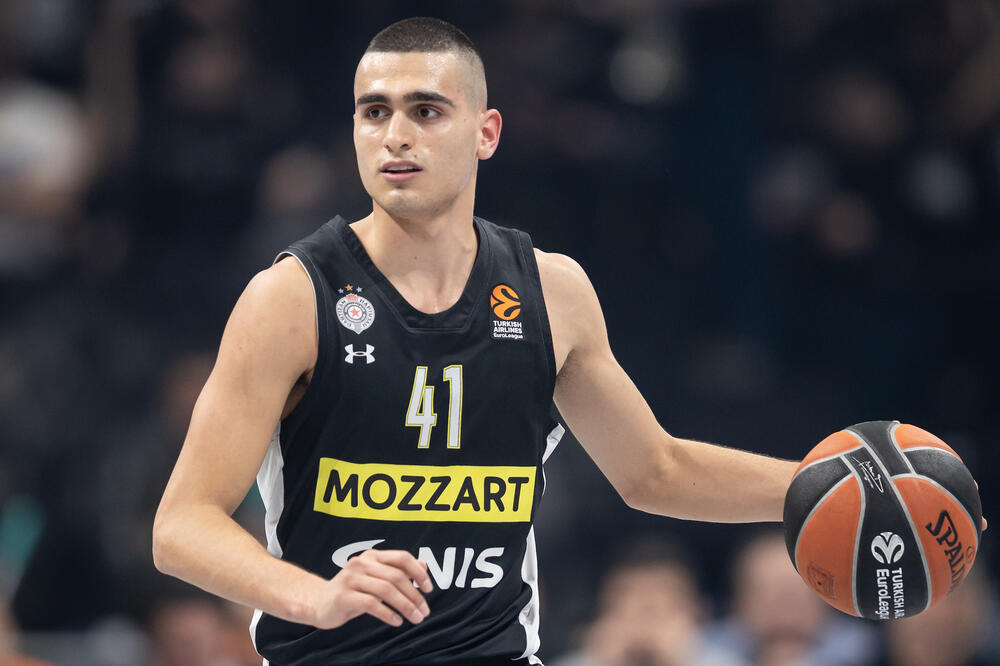 Teraju ga iz Fenerbahčea, a Madar flertuje sa Partizanom