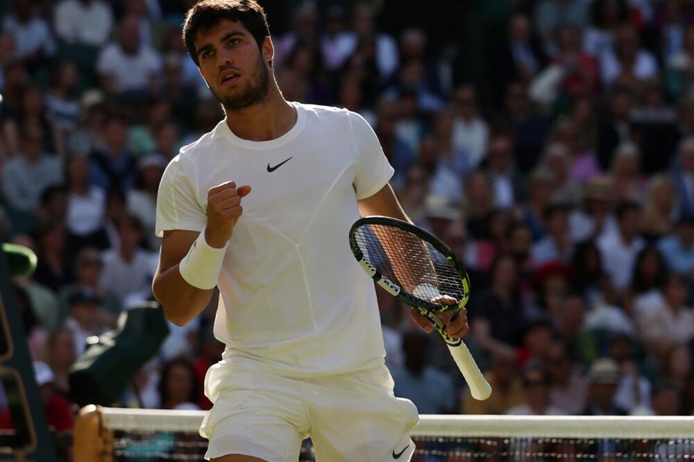 NEMA NAMERU DA STANE: Alkaras stigao Novaka i Rafu! (FOTO)