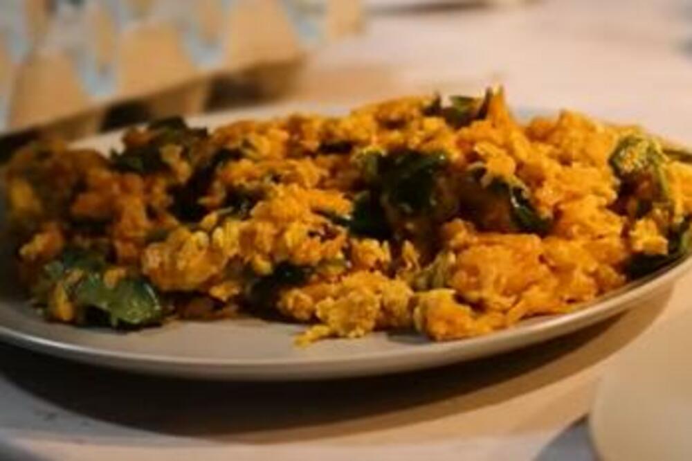 OVO JE NAJZDRAVIJA VEČERA KOJU MOŽETE DA POJEDETE: Dodajte samo JEDNU NAMIRNICU i bićete SITI SATIMA