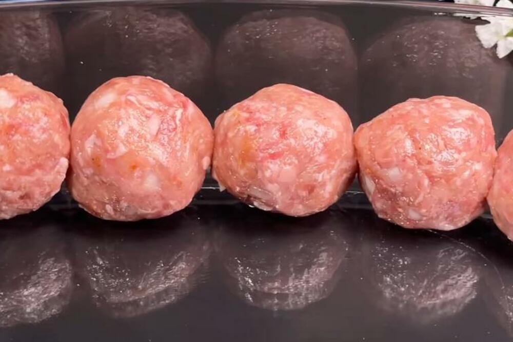 OVE ĆUFTE SRPSKE DOMAĆICE ZOVU "LAVLJA GLAVA": Od običnih se razlikuju po jednom KLJUČNOM SASTOJKU, obožavaćete ih