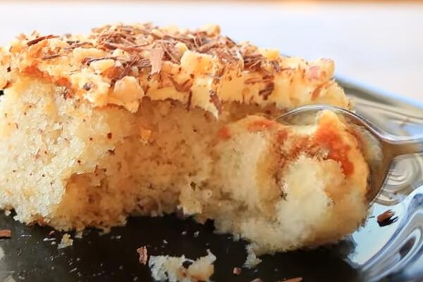 BEZ PALJENJA RERNE NAPRAVITE SPECIJALITET OD KOJEG KREĆE VODA NA USTA: Griz je neizostavan, ukus SAVRŠEN! (RECEPT)