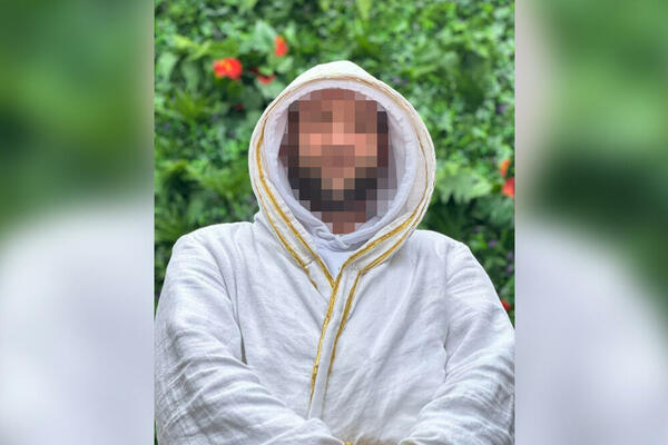 UŽIVO PRENOSIO GRUPNE TERAPIJE, TVRDIO DA IMA ISCELITELJSKE MOĆI: Uhapšen muškarac u Medveđi zbog NADRILEKARSTVA