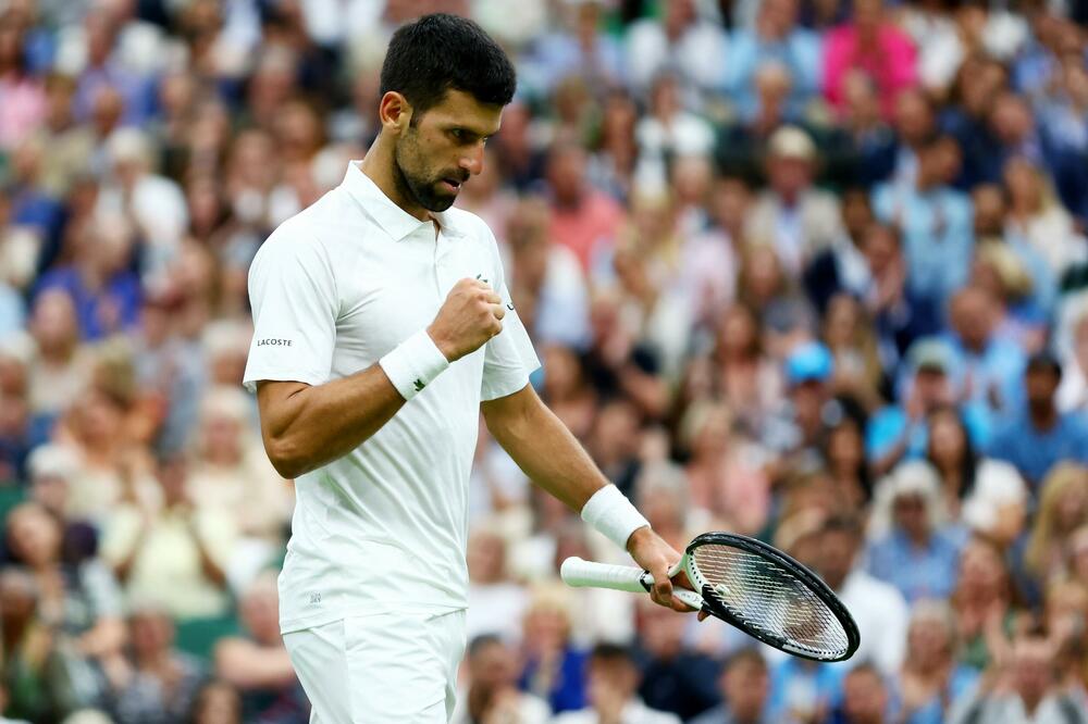 ŽESTOKO IZVREĐAO ĐOKOVIĆA: Španski političar izgovorio SKANDALOZNE reči! (FOTO)