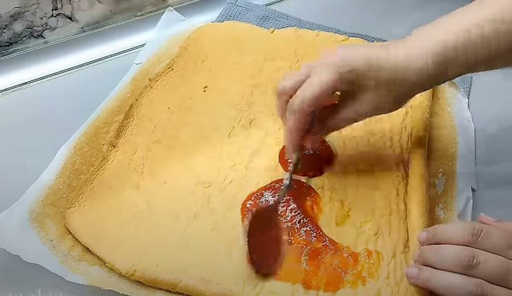 Banana rolat, Torta, Rolat