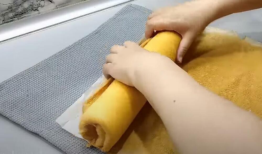 Banana rolat, Torta, Rolat