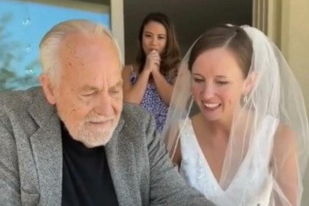 NIJE PREPOZNATO ĆERKU U VEČANICI, A ONDA SE ZAGLEDAO U NJENE SUZNE OČI! Snimak koji će rastopiti i NAJTVRĐA SRCA!