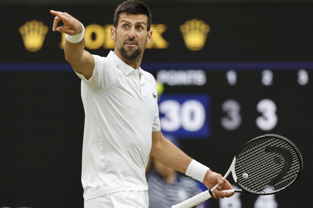 MUŽ POZNATE PEVAČICE OPLEO PO ĐOKOVIĆU: "Nisi veći od ostalih ako se ovako ponašaš!"