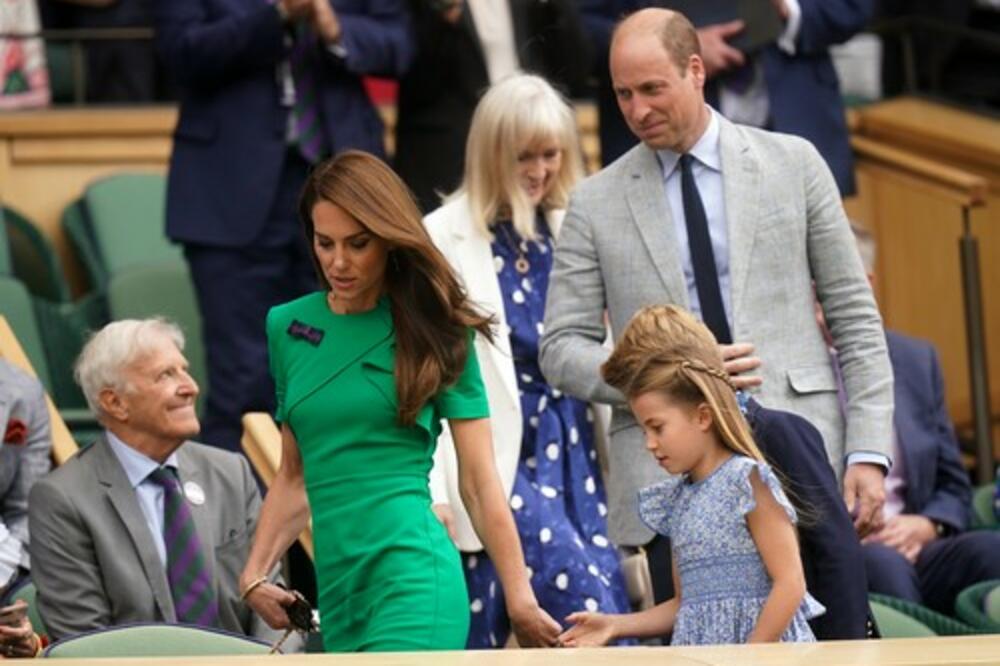 CEO SVET GOVORI O NASLEDNICIMA KRALJEVSKE PORODICE: Njihove REAKCIJE na Vimbldonu nasmejale sve