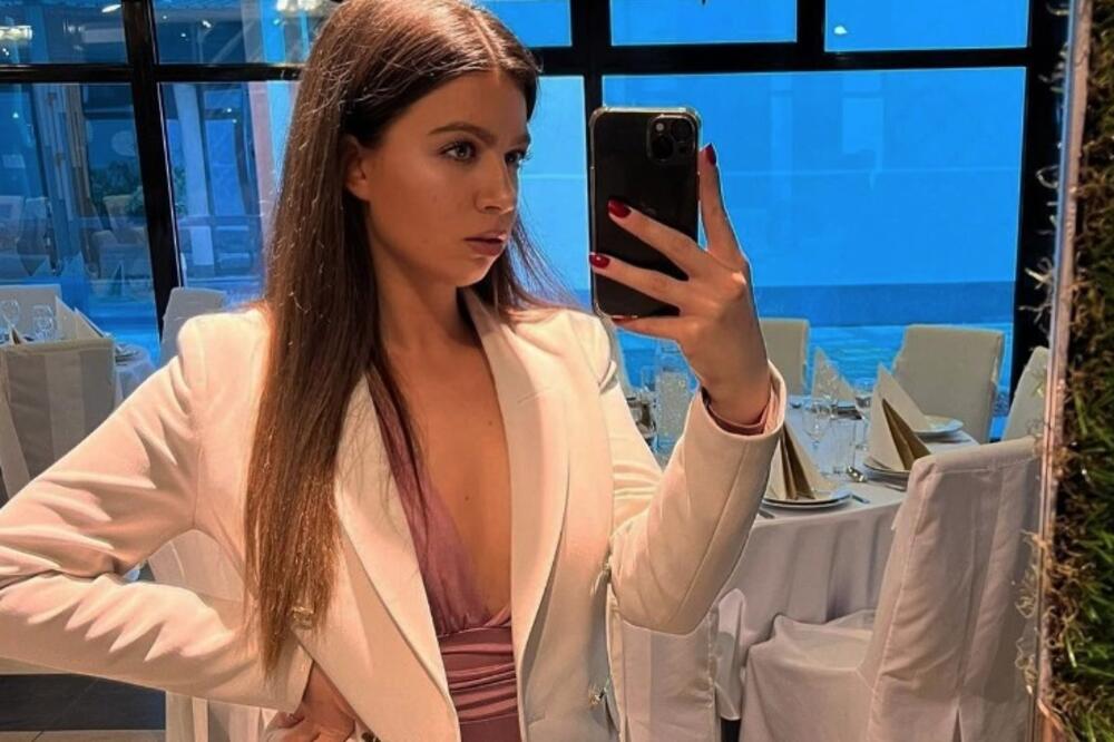 PEVAČICA SE UDALA U SUBOTU, A OVO SU DETALJI! Zašto je Saši Popoviću poslala snimak pre SVADBE?