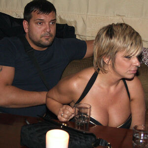 DARA LEŽE U KREVET SA 24 GODINE MLAĐIM, A ŠTA JOJ NA TO KAŽE KESIĆ? Evo kako reaguju kad "DOHVATI" BIVŠEG