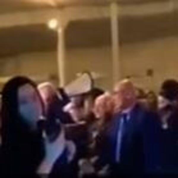 FOTOGRAFKINJA DOŠLA NA POSAO, PA NIJE ZNALA ŠTA JU JE SNAŠLO: Gosti gledali ŠTA SE DEŠAVA, ovo se RETKO VIĐA