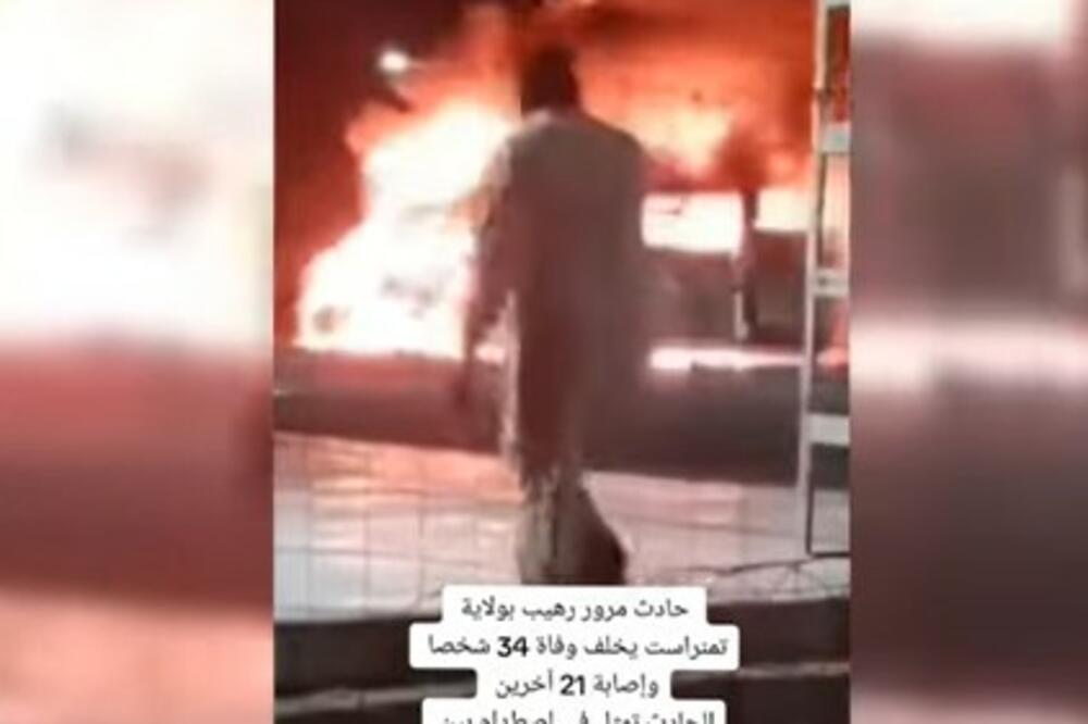 HOROR NA PUTU, AUTOBUS SE ZAPALIO NAKON SUDARA! Izgorele 34 osobe (UZNEMIRUJUĆ VIDEO)