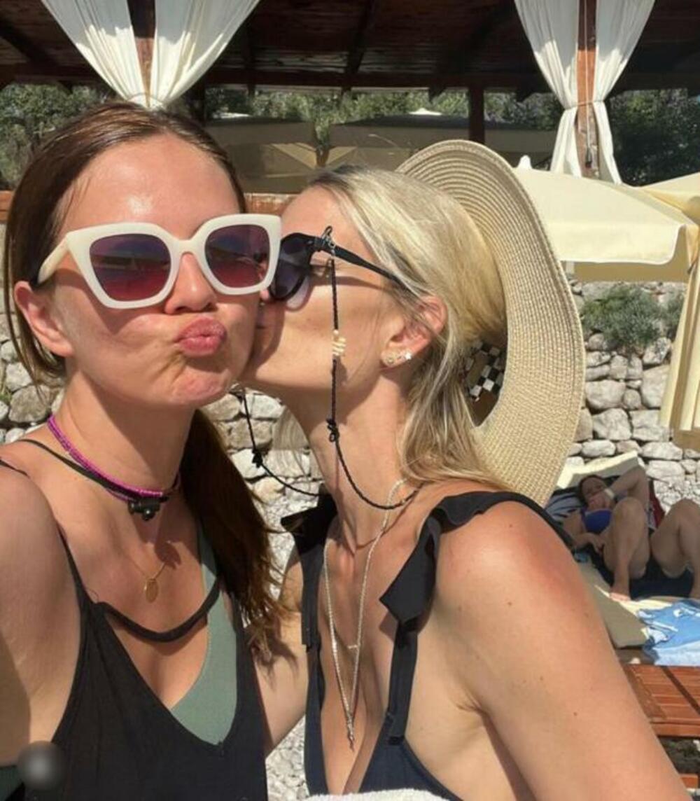 Nina na odmoru Crnoj Gori