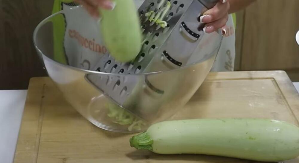 Izlivena pita sa tikvicama, Pita