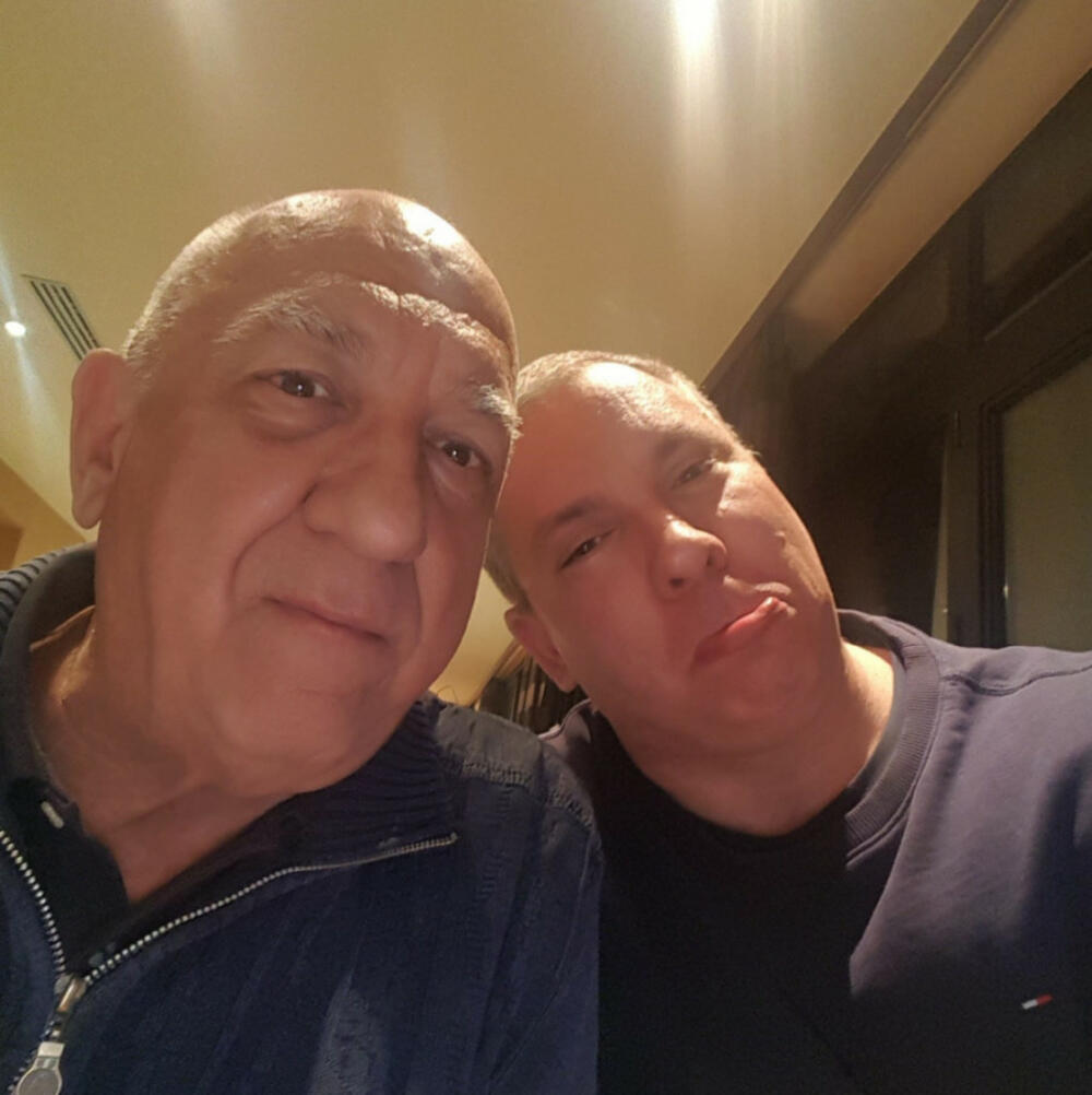 Ivan Bekjarev sa sinom