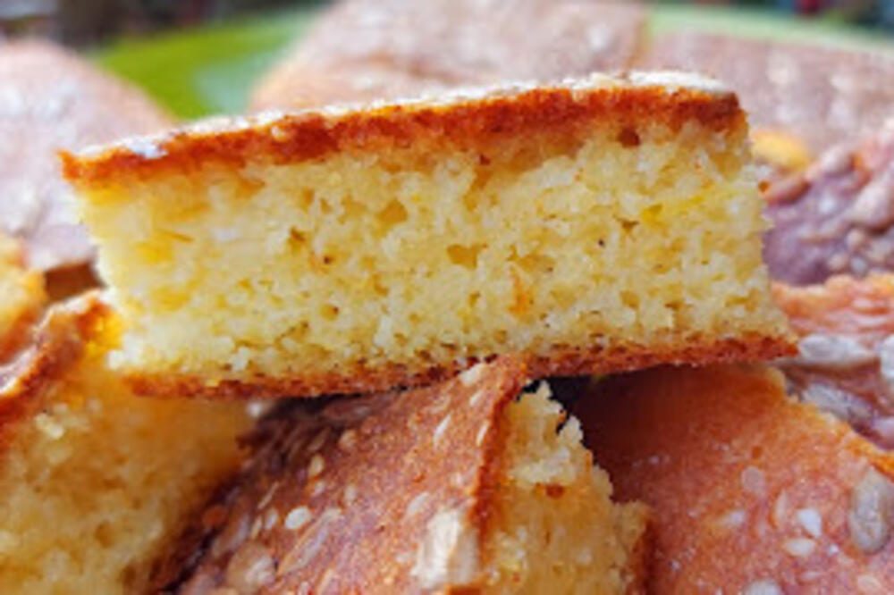 Proja bez kapi ulja koja ostaje mekana i sutradan: Ovo ćete tamaniti, za tren oka nestaće sve sa tanjira