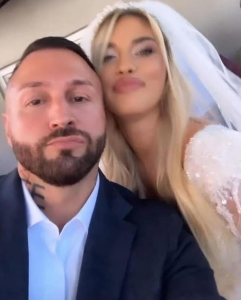 Podelili atmosferu sa svadbe, sve puca