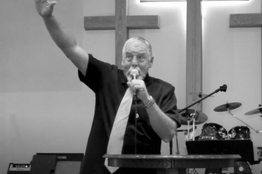 GLUMAC KOJEG SRBI OBOŽAVAJU UMRO NA SVOJ ROĐENDAN: Svi tuguju, PORODICA zavijena u crno