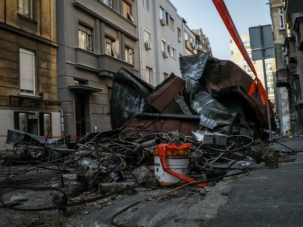 Superćelijska oluja, Limeni krov