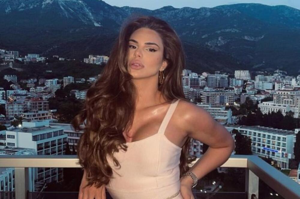 U CRNOJ GORI NEMA LEPŠE! Snajka Brana Mićunovića prava ATOMSKA BOMBA: Skinula se i pokazala TELO, a tek KAKO ŽIVI