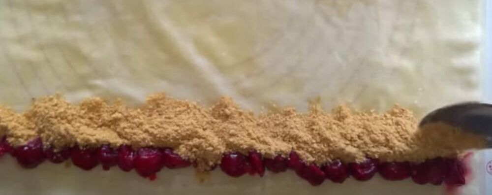 Pita sa višnjama, Pita sa višnjama i plazmom