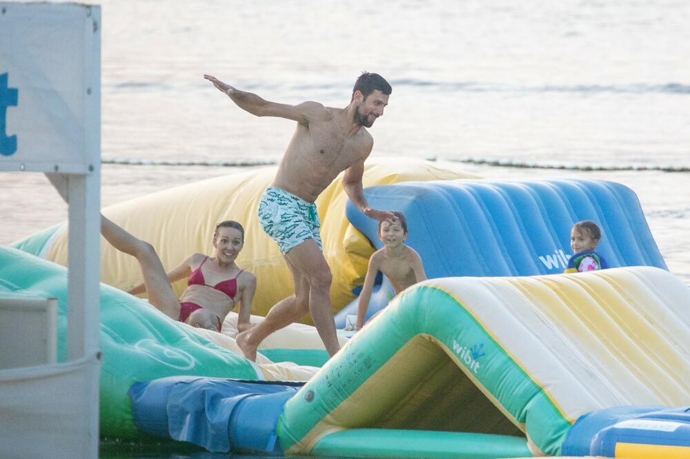 SRBI ĆE SE ŠOKIRATI KADA VIDE KAKO NOVAK ĐOKOVIĆ OPORAVLJA KOŽU: Malo ko bi se USUDIO na ovo, BRAVO MAJSTORE