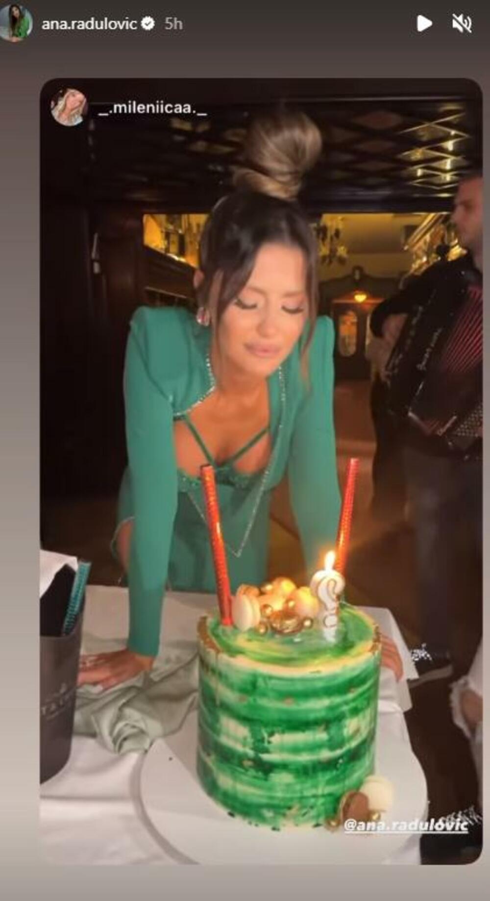 Ana Radulović proslavila je svoj 31. rođendan