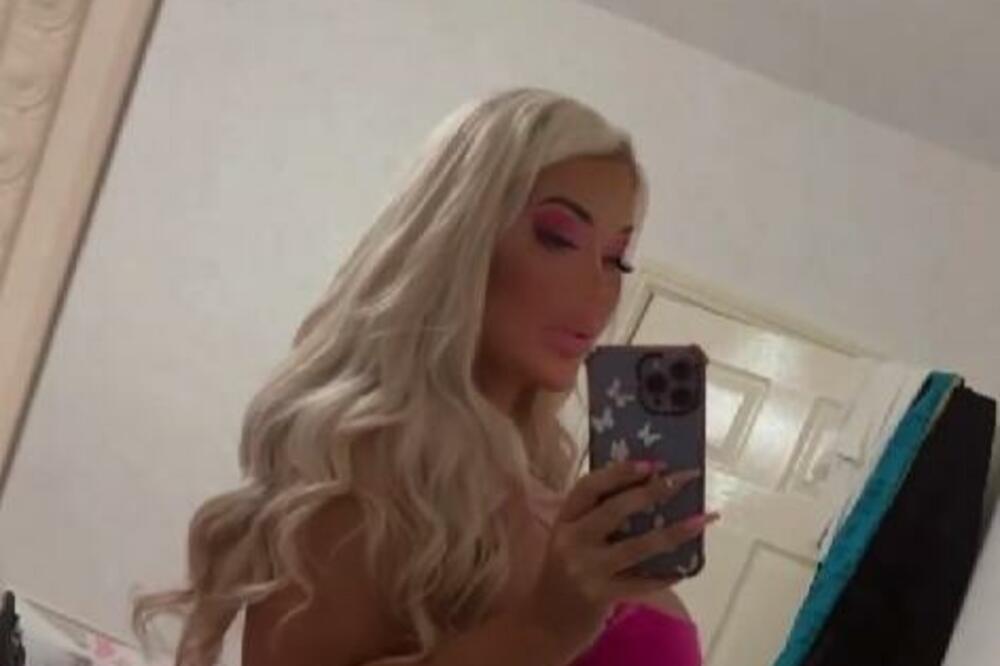 OVA BRUTALNA PLAVUŠA IMA VELIKE GRUDI ZBOG KOJIH MUŠKARCI LUDE: Čim je vidite RAZBUDIĆE vas u SEKUNDI (FOTO)