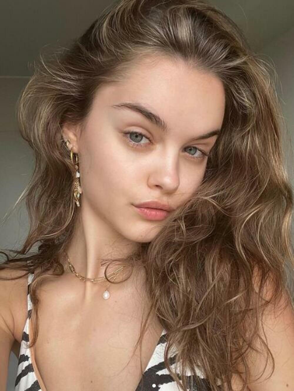 Marija je odavno poznata javnosti zbog svog jutjub kanala, kao i modelinga, a sada je u vezi sa veoma bogatim dečkom