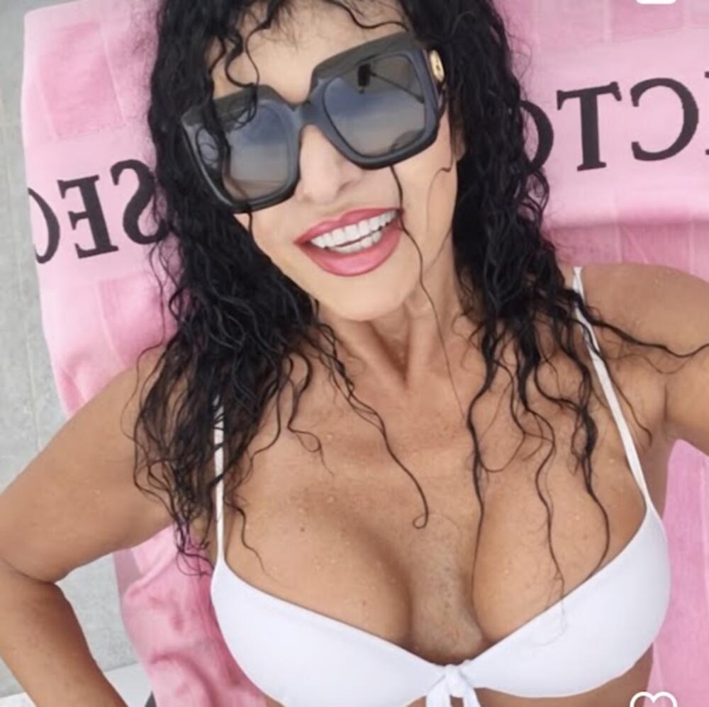 U Jugoslaviji je važila za veliku zavodnicu