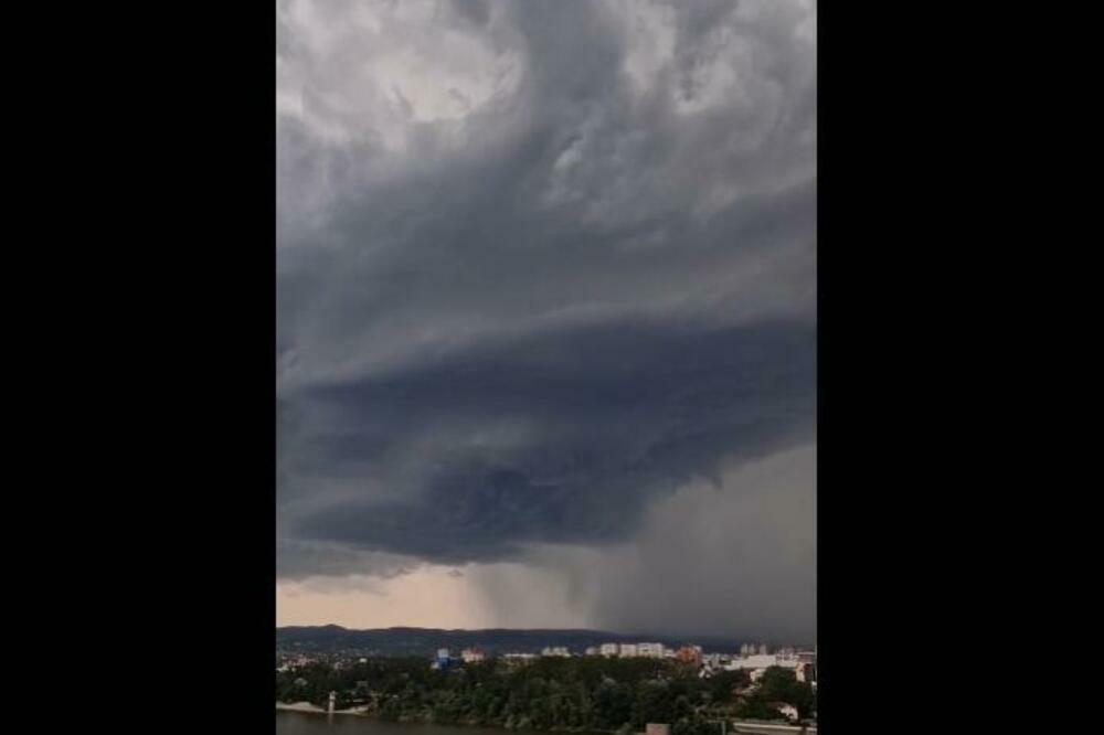 JEDNOM OD NAJVIŠIH GRADOVA NA SVETU PRETI EL NINJO! Vlasti uvele restrikcije: "Ne trošite ni KAP VODE"