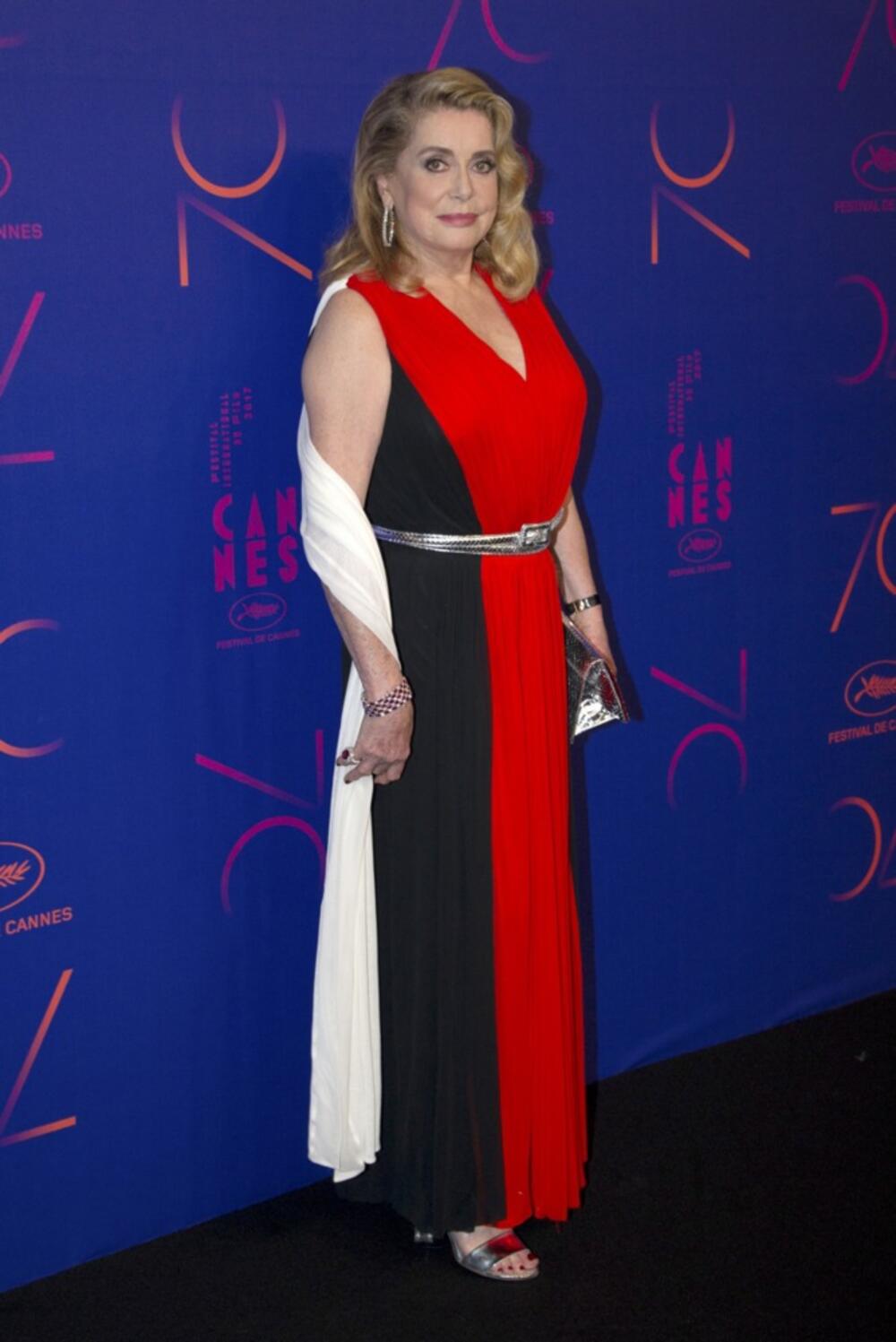 Rože i ona rastali su se šest meseci posle dečakovog rođenja