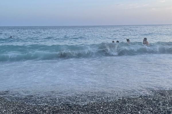 UKOLIKO PUTUJETE ZA CRNU GORU, OBRATITE PAŽNJU: Izdato je upozorenje za primorje!