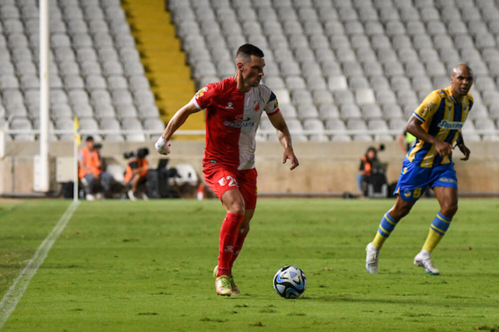 PROMAŠAJ SEZONE VIĐEN U SUPERLIGI: Pa kako ovo nije gol!? (VIDEO)