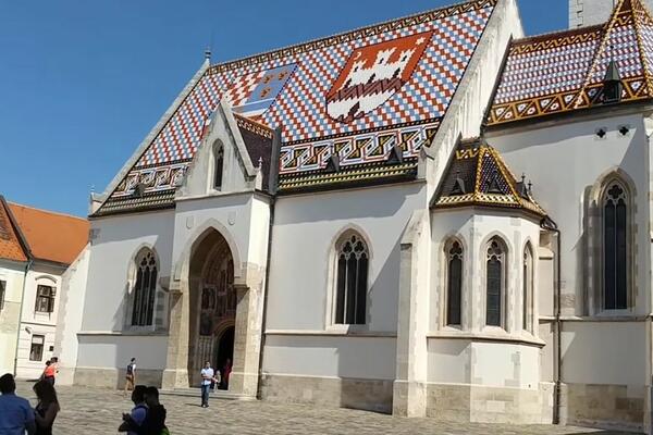 TRI GODINE OD NAPADA, A TRG I DALJE ZATVOREN: Zagrepčani BESNI, postavili pitanje "KOGA SE ONI BOJE, NAS?"