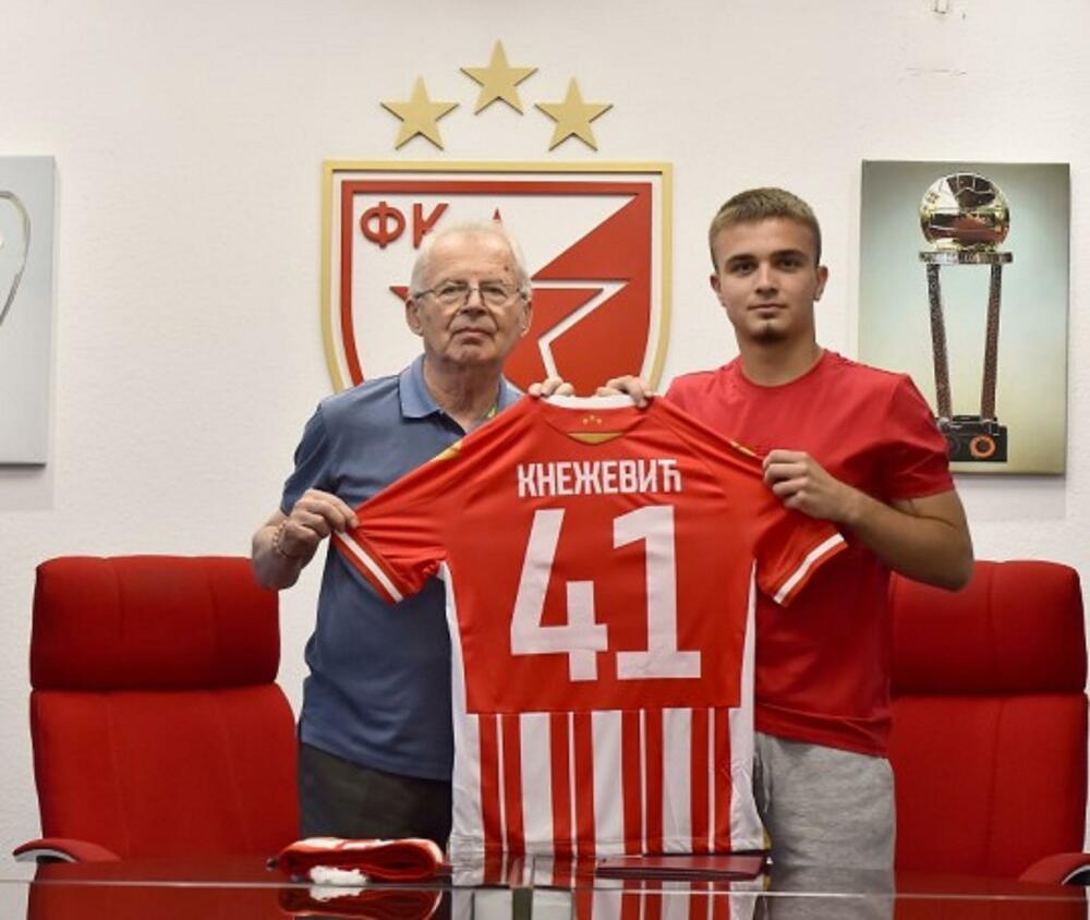 Knežević potpisao novi ugovor