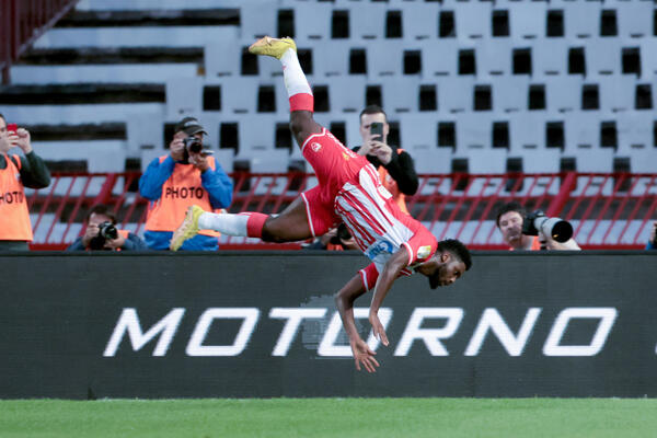 KRASO HOĆE KAO PAVKOV: Zvezdin napadač RASPALIO maštu Delija!