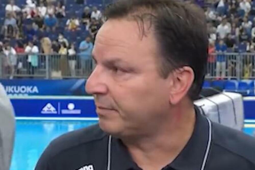 NIJE MOGAO DA SAKRIJE TUGU: Selektor Grčke u suzama uputio izvinjenje celoj naciji! (VIDEO)