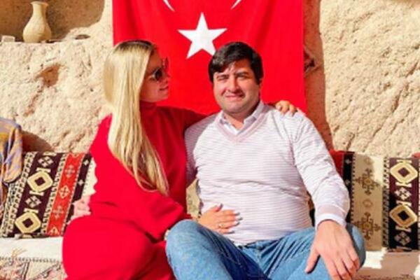 SVETLANA SE UDALA ZA TURČINA I SADA TRPI OVE STVARI: Isplivali NEPOZNATI DETALJI iz života ZANOSNE PLAVUŠE