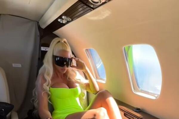 ŠTA SE DESILO SA JELENOM KARLEUŠOM? PREKO NOĆI PROMENILA OVU STVAR NA LICU: Ljudi u NEVERICI gledaju (FOTO)