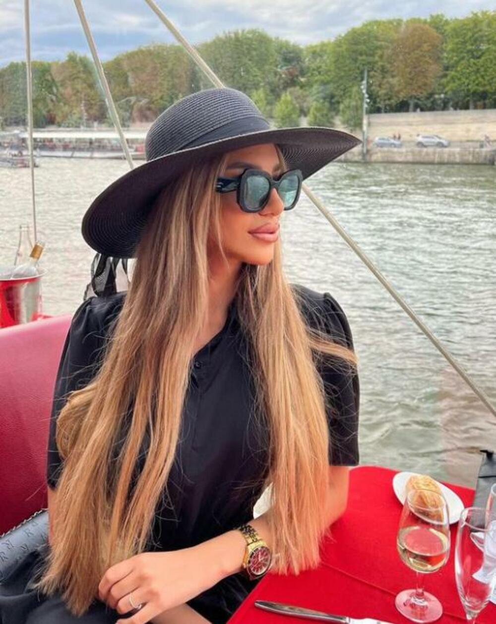 Aleks hoće da se pomiri sa Carem?