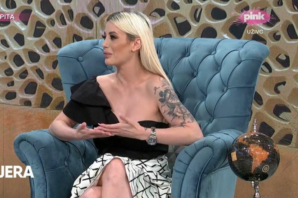 DUŠICA JAKOVLJEVIĆ BEZ TRUNKE ŠMINKE IZNENADILA JAVNOST: Gledaćete ovu fotku satima, NIJE REALNO DA OVAKO IZGLEDA?