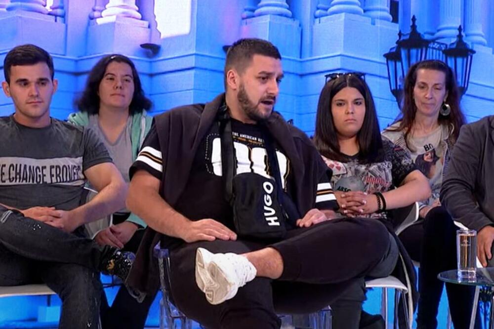 Zola o snimku Miljane Kulić sa četiri muškarca