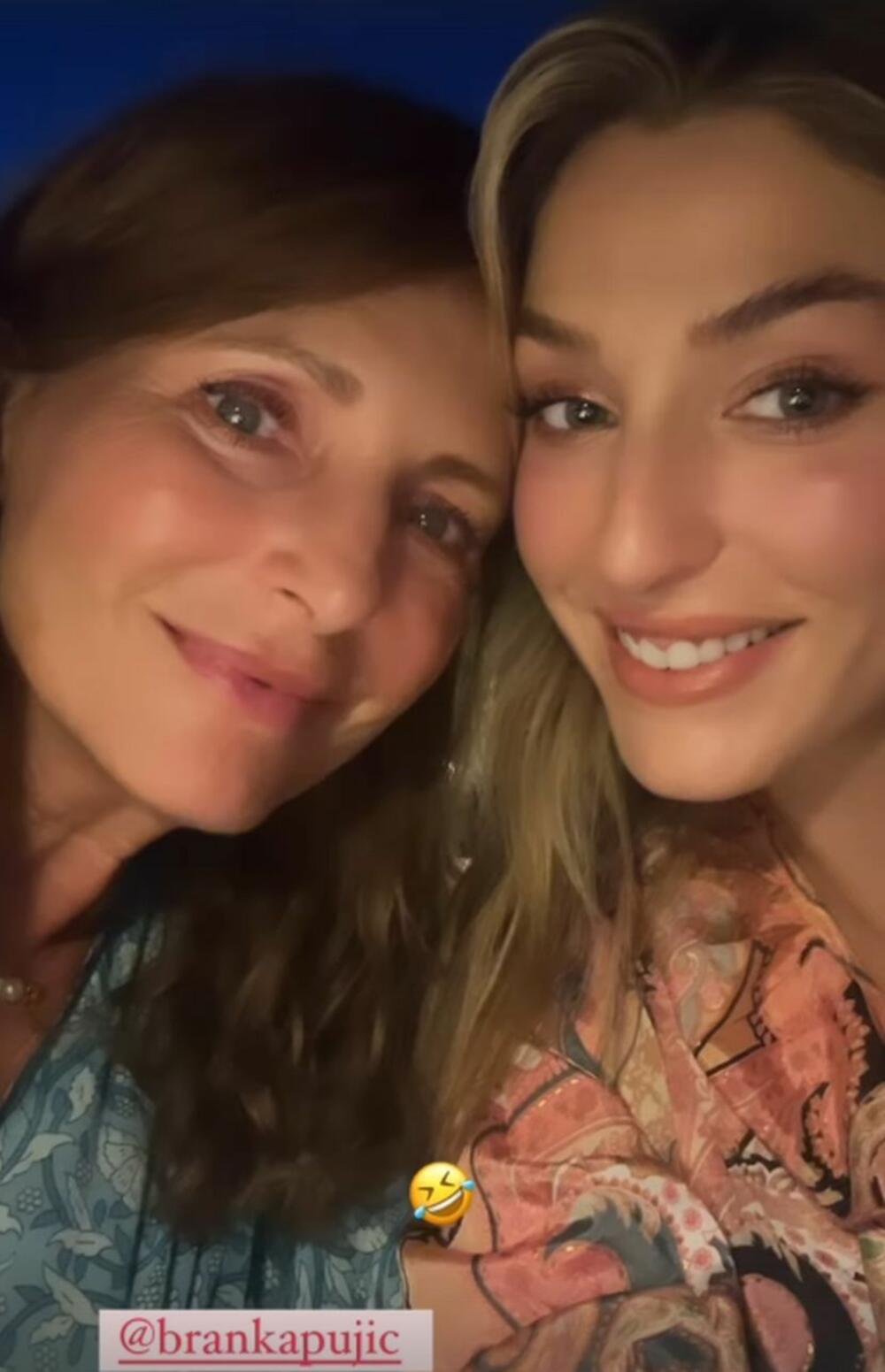 Branka Pujić sa ćerkom Anđelom