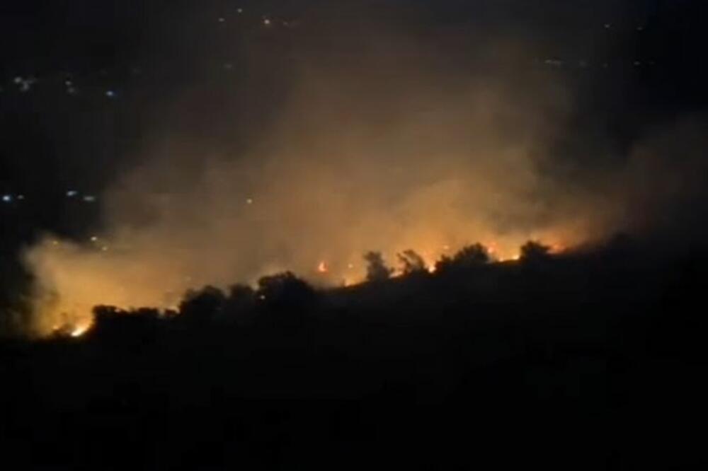 VELIKI POŽAR ZADESIO JE SEVERNU MAKEDONIJU! Vatra bukti u okolini Bogdanaca, oglasili se nadležni