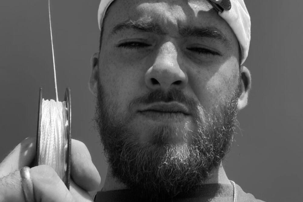 DA LI JE MOGUĆE DA SE OVO DESILO? Svi se OPRAŠTAJU od preminulog GLUMCA, TAKO JE MLAD OTIŠAO