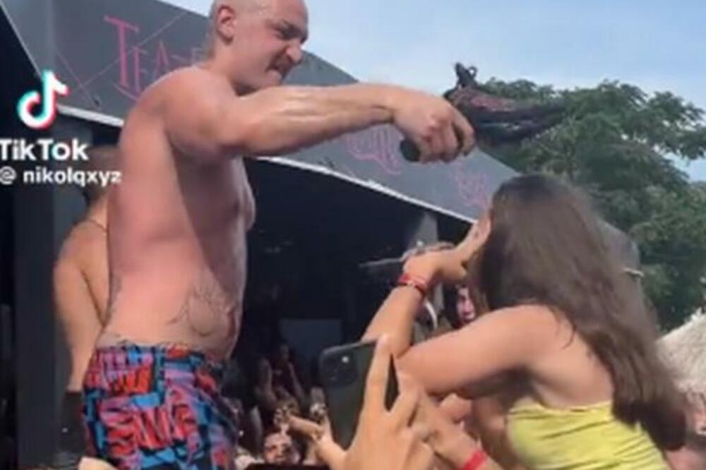 O NJIMA BRUJI CELA NACIJA, NJIHOVO PONAŠANJE NA SCENI IZAZIVA BURNE REAKCIJE: Ove njihove reči će tek ODZVANJATI