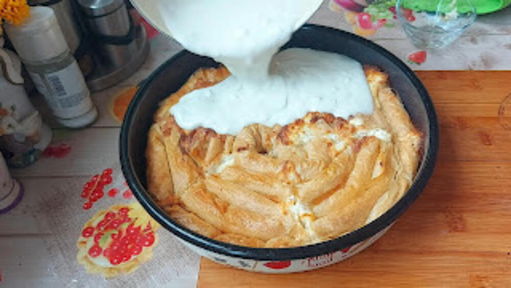 Samsa, Pita sa sirom