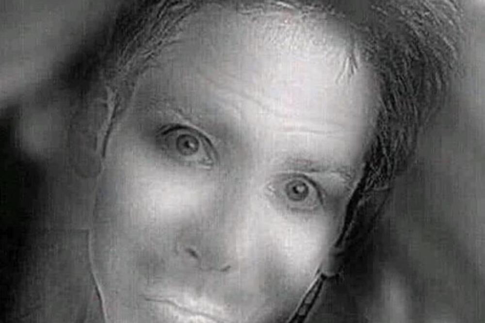 POGLEDAJTE OVU OPTIČKU ILUZIJU!: Da li možete da pogodite koja je pevačica u pitanju, DOBRO naoštrite pogled